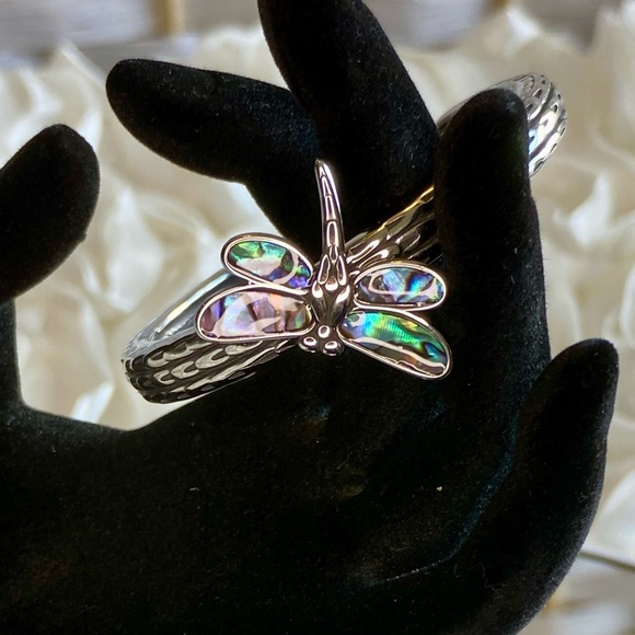 NWT Abalone Shell Dragonfly Cuff Bracelet in Black Oxidized Stainless Steel 7.5” - Picture 6 of 8